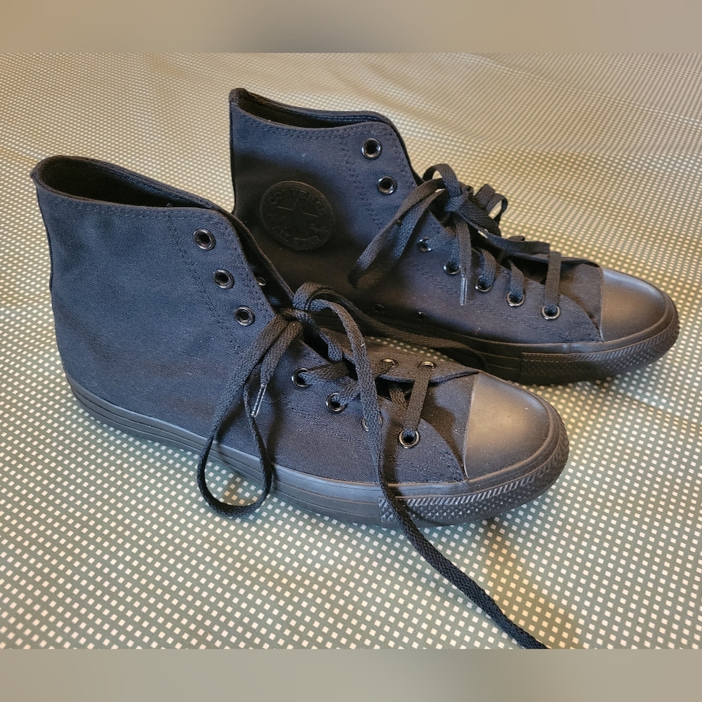 Converse Unisex Black High-Top Sneakers